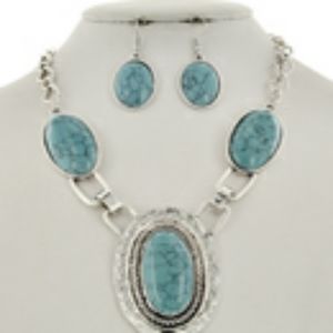 Necklace Set
